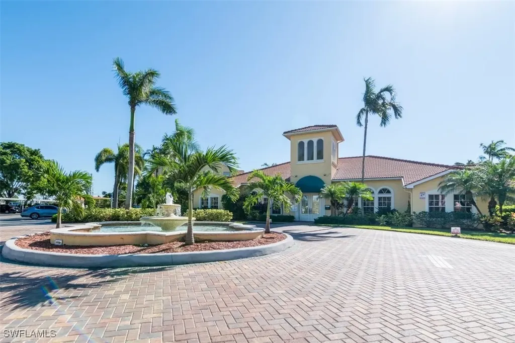 4635 Saint Croix Lane Naples FL 34109