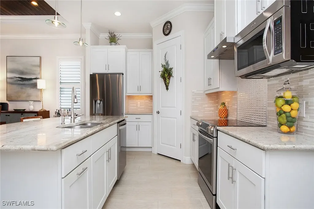 1406 Redona Way Naples FL 34113