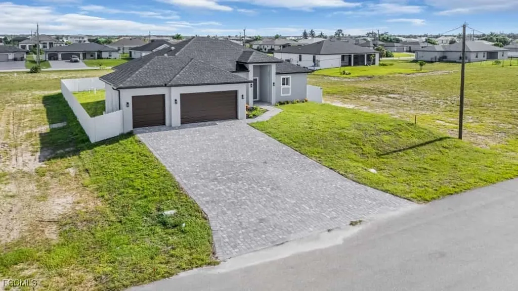 4313 NW 34th Terrace Cape Coral FL 33993