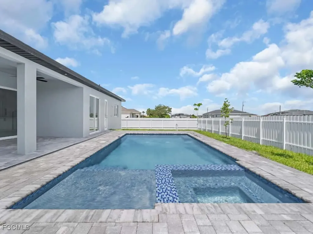 4313 NW 34th Terrace Cape Coral FL 33993