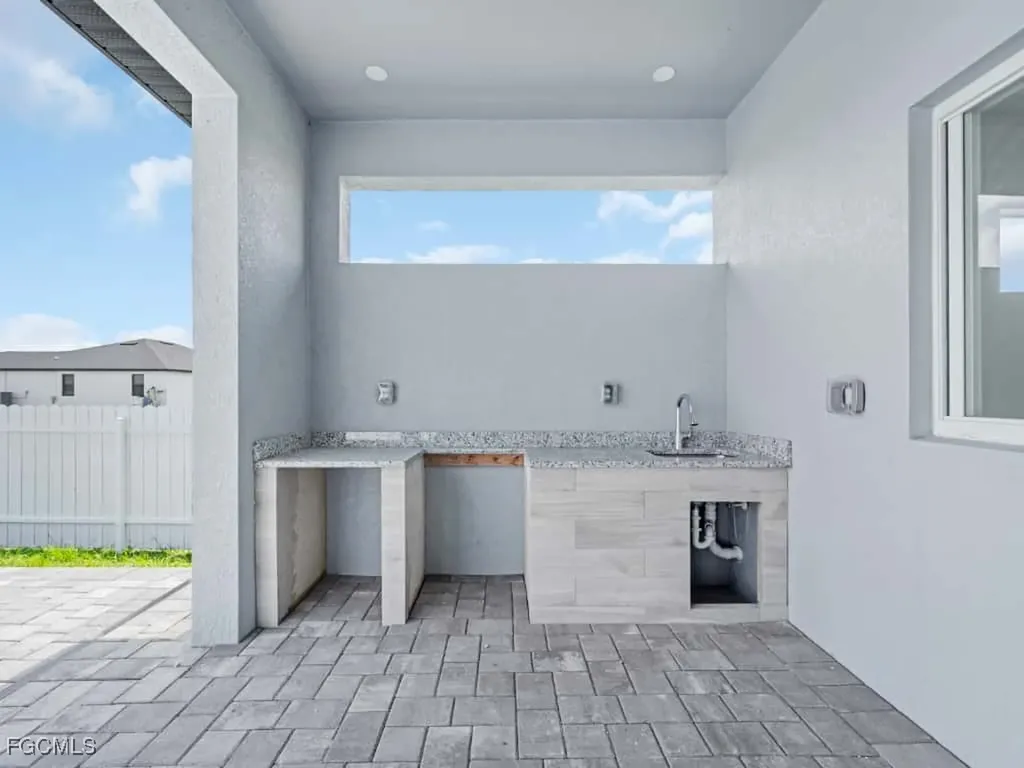 4313 NW 34th Terrace Cape Coral FL 33993