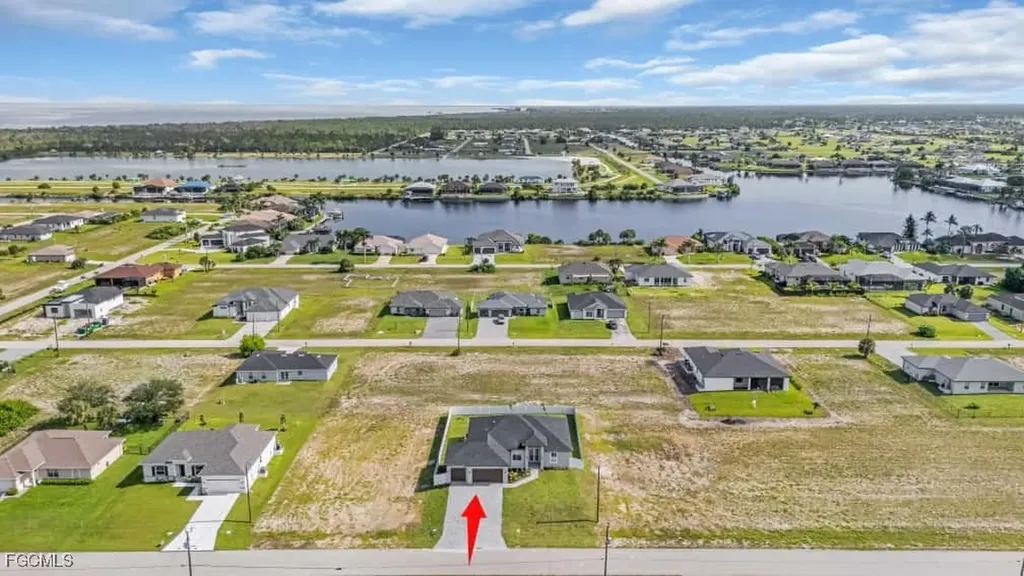 4313 NW 34th Terrace Cape Coral FL 33993