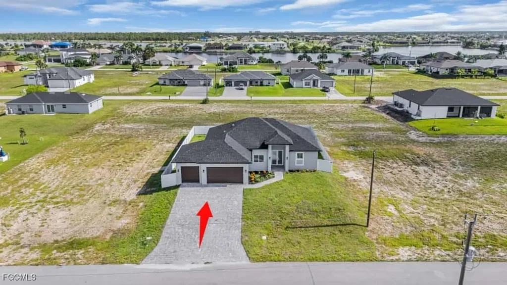 4313 NW 34th Terrace Cape Coral FL 33993
