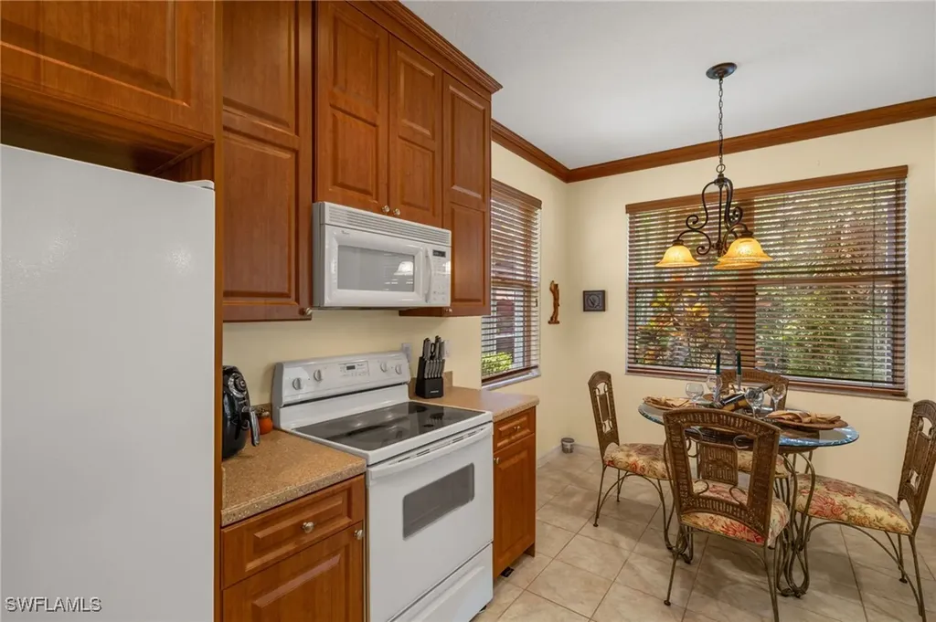 1409 Athol Way Naples FL 34104