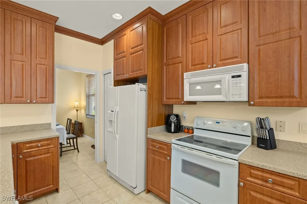 1409 Athol Way Naples FL 34104
