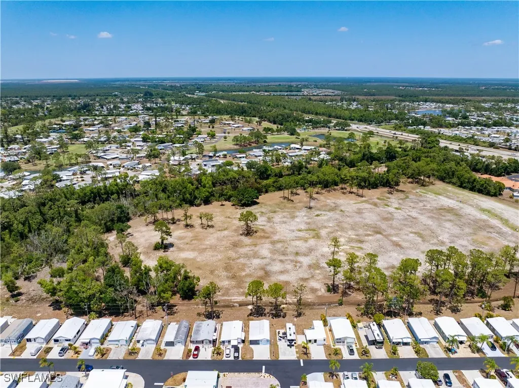 242 Caravan Circle North Fort Myers FL 33903