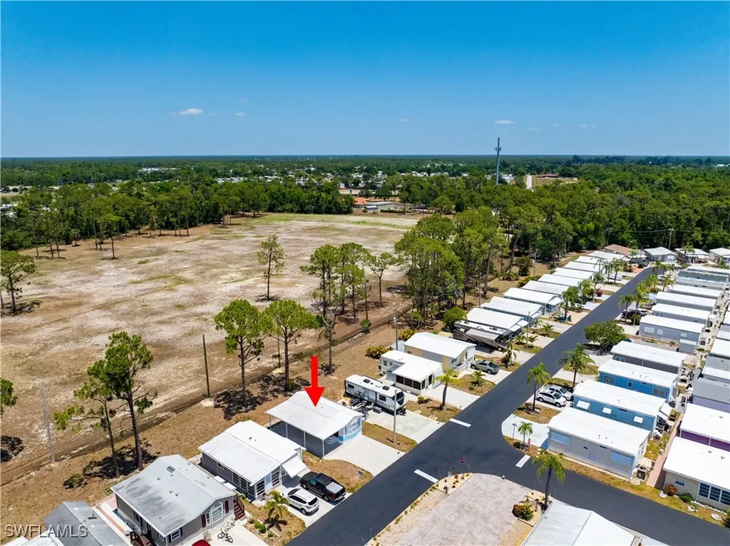 242 Caravan Circle North Fort Myers FL 33903