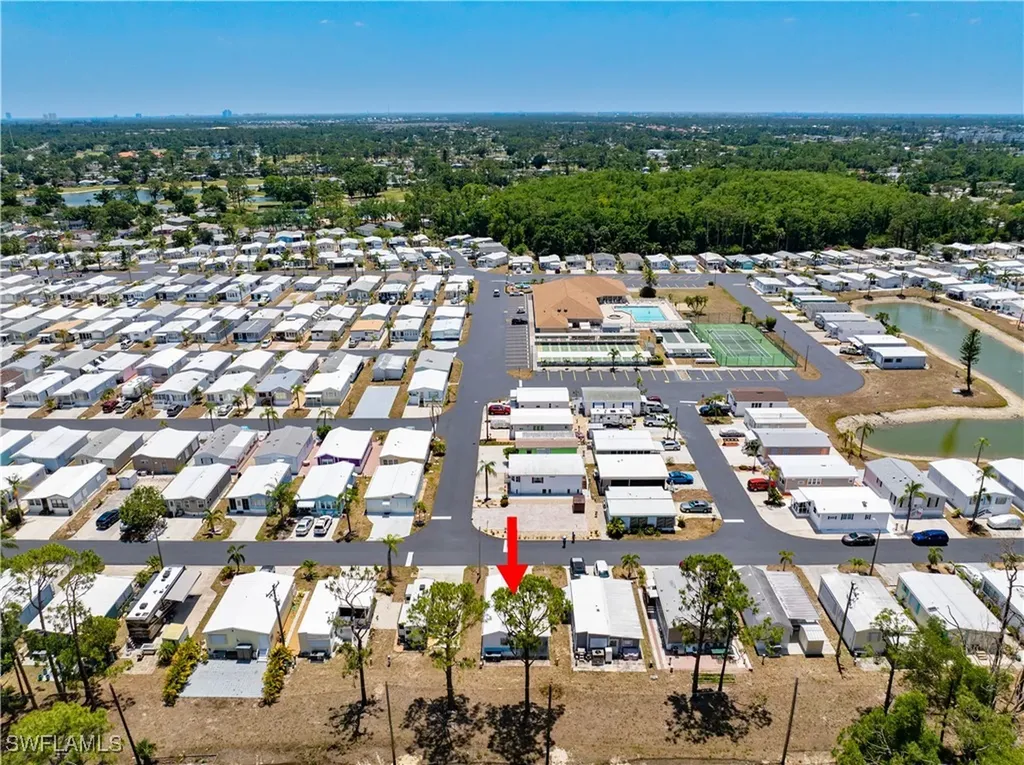 242 Caravan Circle North Fort Myers FL 33903