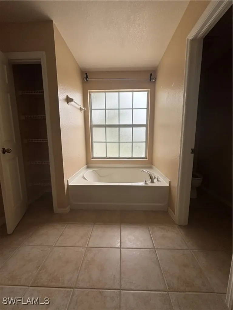 9379 Gladiolus Preserve Circle Fort Myers FL 33908