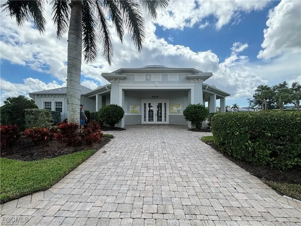 9379 Gladiolus Preserve Circle Fort Myers FL 33908