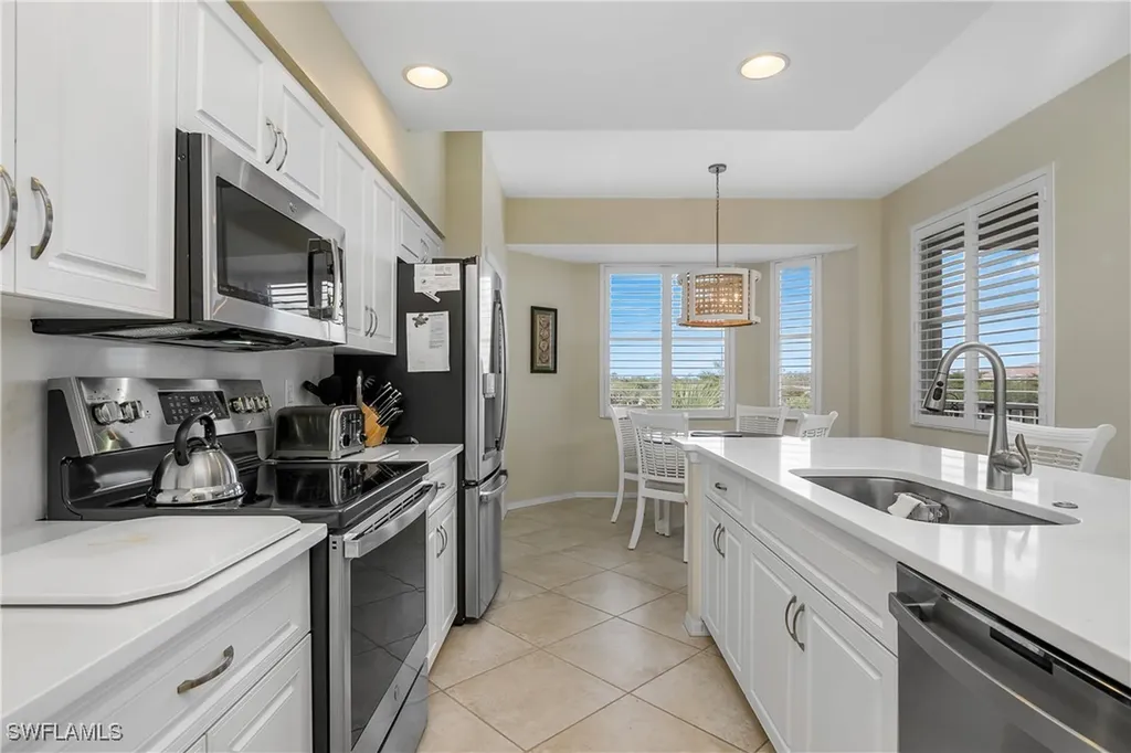 7505 Stoneybrook Drive Naples FL 34112