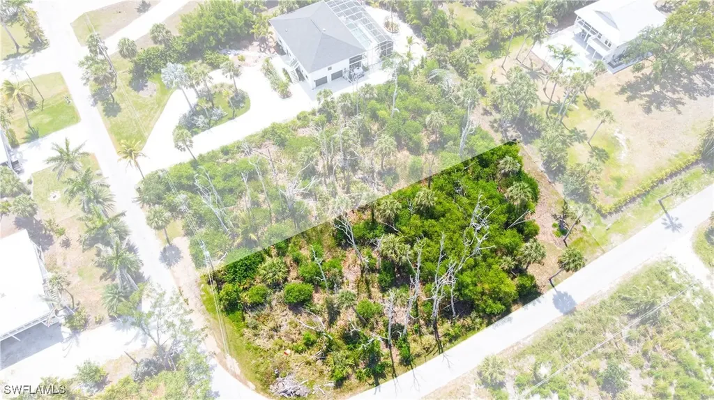 Corner Lot Fort Myers FL 33908