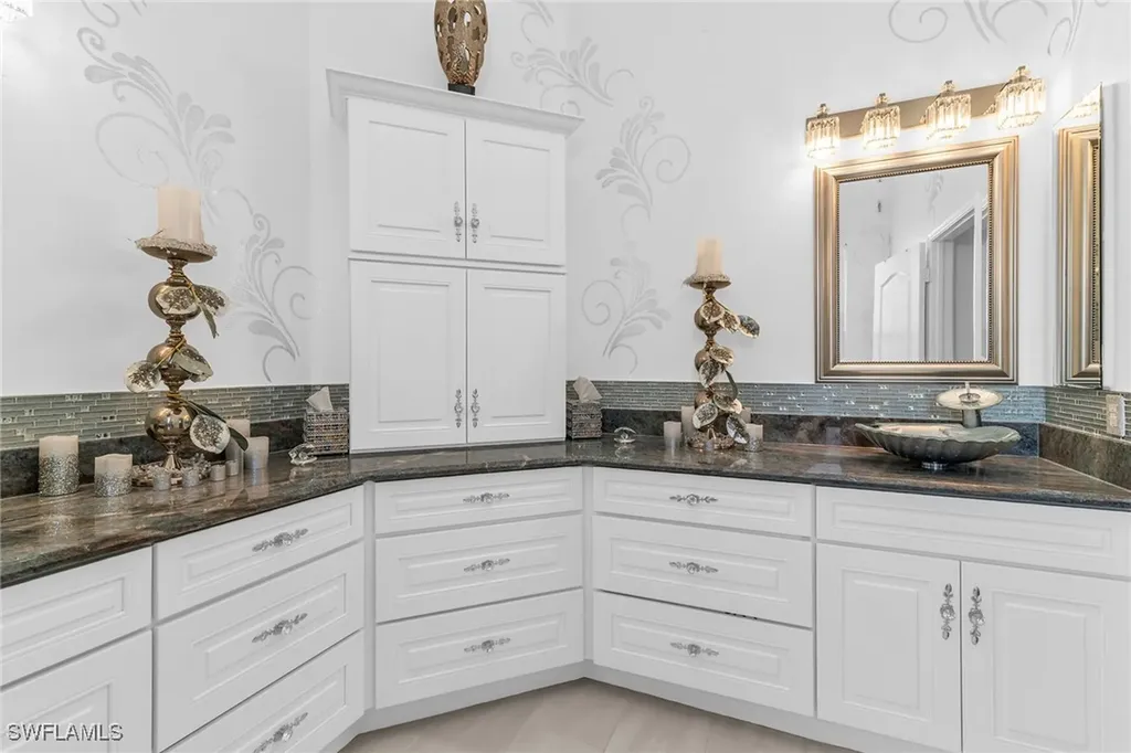 275 Cays Drive Naples FL 34114