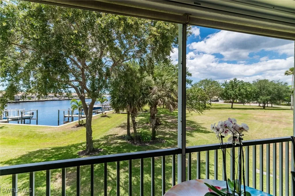 275 Cays Drive Naples FL 34114