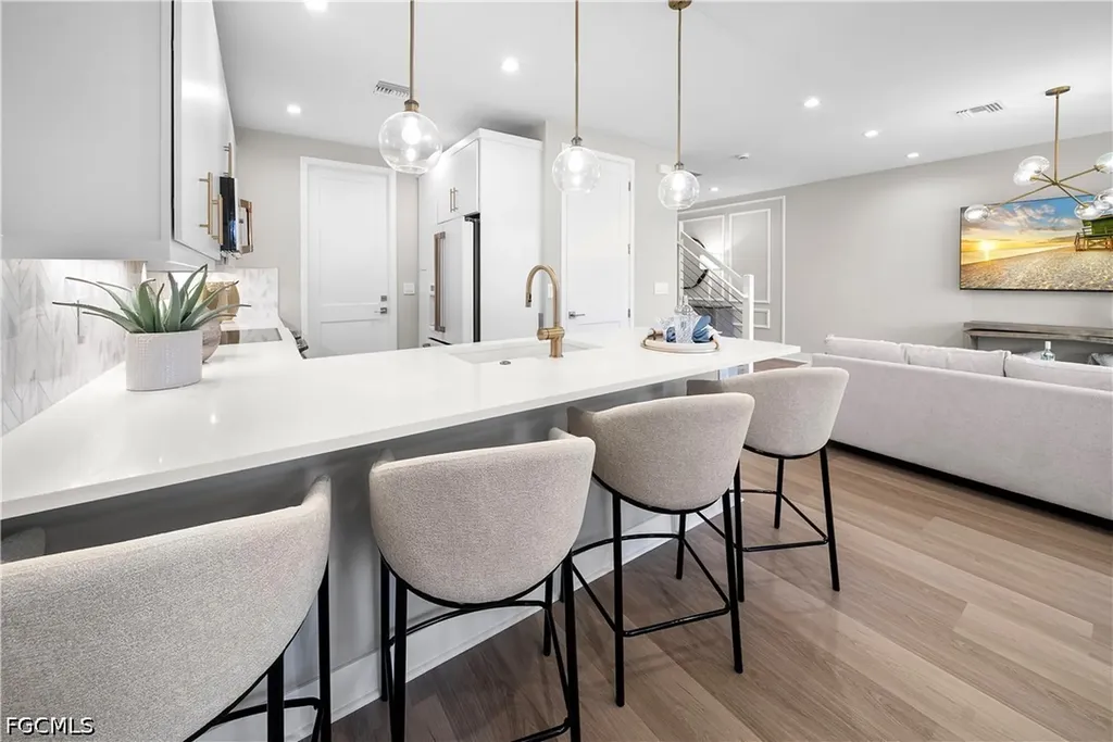 6088 Barbara Circle Naples FL 34112