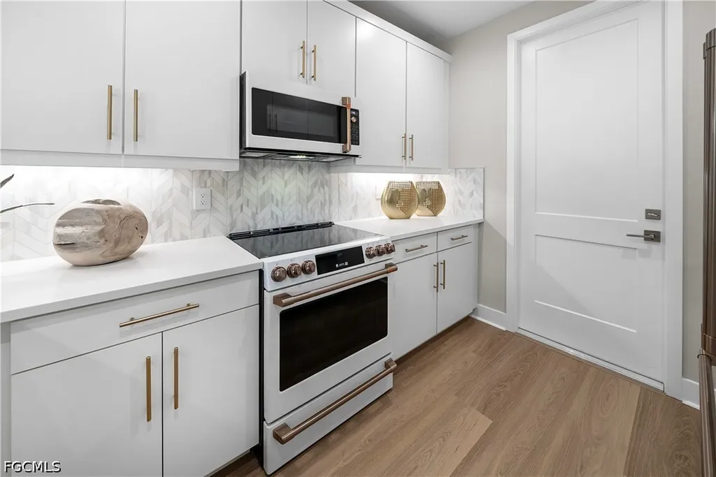 6088 Barbara Circle Naples FL 34112
