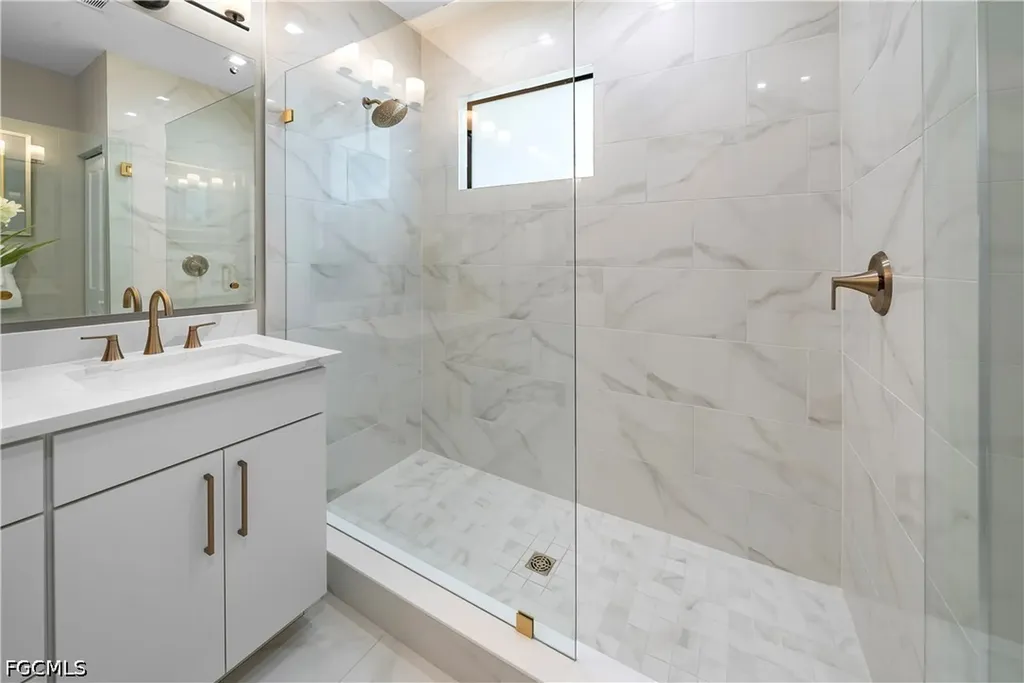 6088 Barbara Circle Naples FL 34112