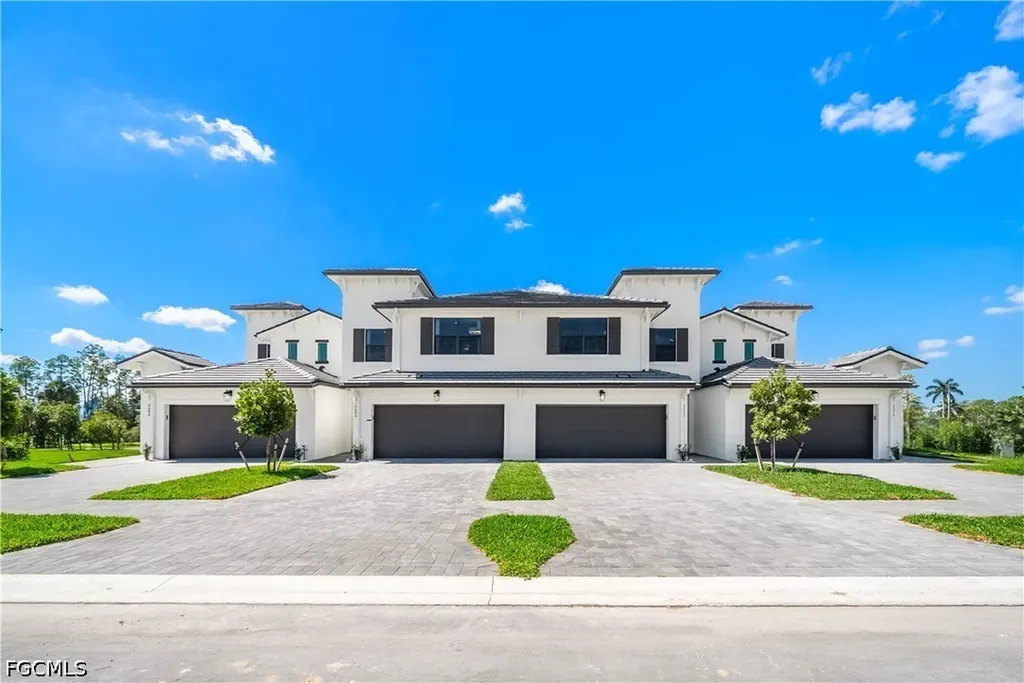 6085 Barbara Circle Naples FL 34112