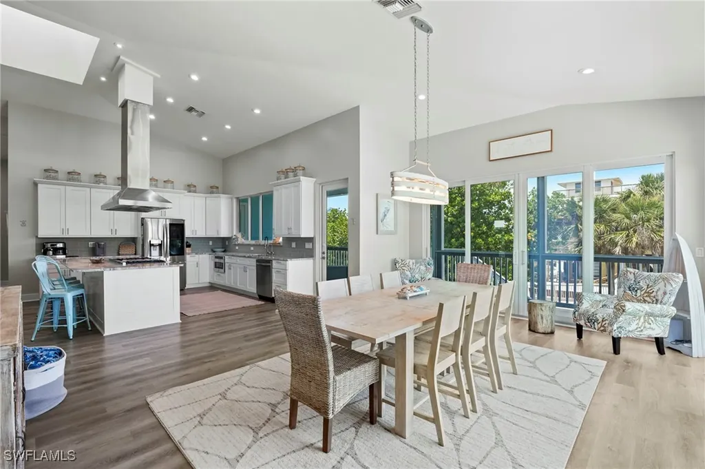 4540 Seair Lane Upper Captiva FL 33924