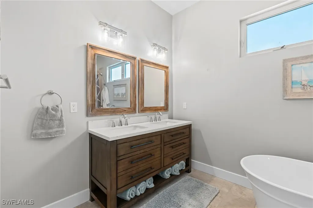 4540 Seair Lane Upper Captiva FL 33924