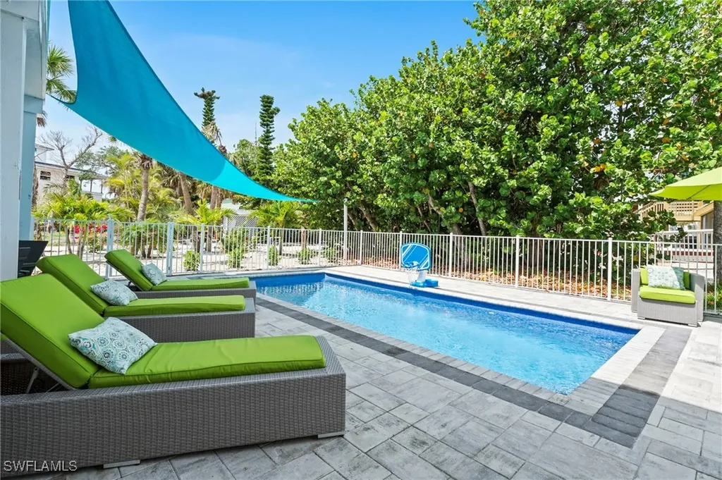 4540 Seair Lane Upper Captiva FL 33924