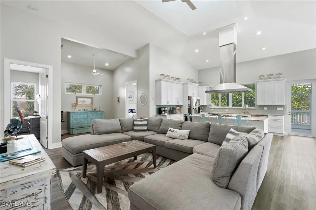 4540 Seair Lane Upper Captiva FL 33924