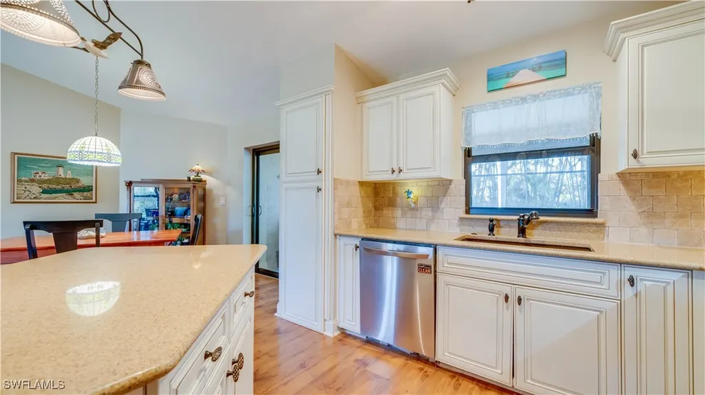 1017 SW 37th Lane Cape Coral FL 33914