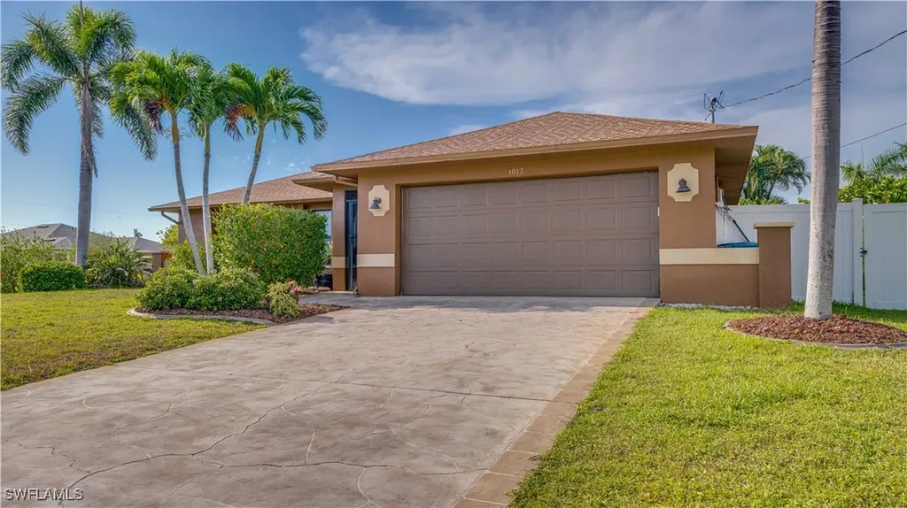 1017 SW 37th Lane Cape Coral FL 33914