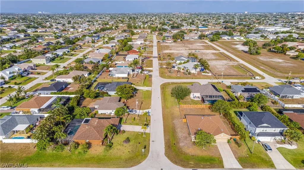 1017 SW 37th Lane Cape Coral FL 33914