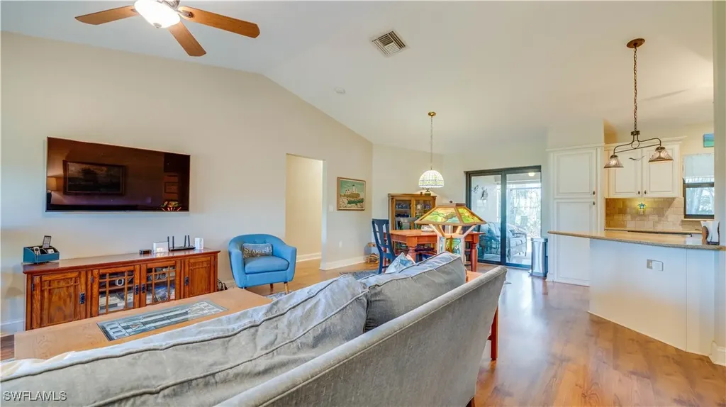 1017 SW 37th Lane Cape Coral FL 33914