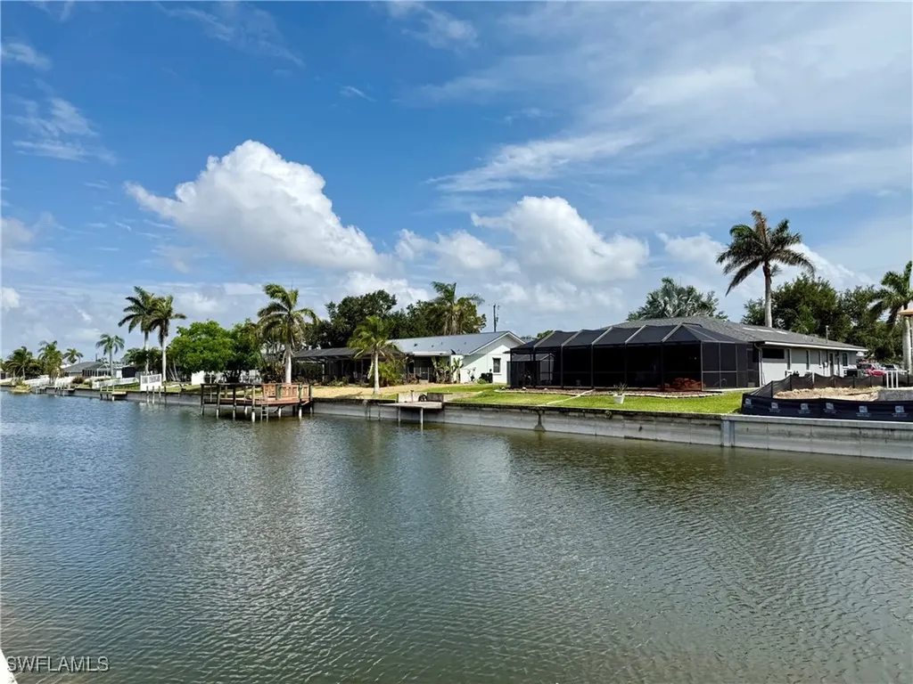 714 SW 39th Street Cape Coral FL 33914