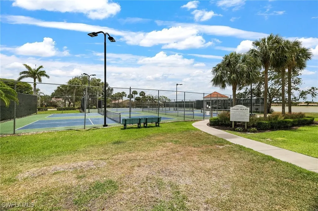 7706 Jewel Lane Naples FL 34109