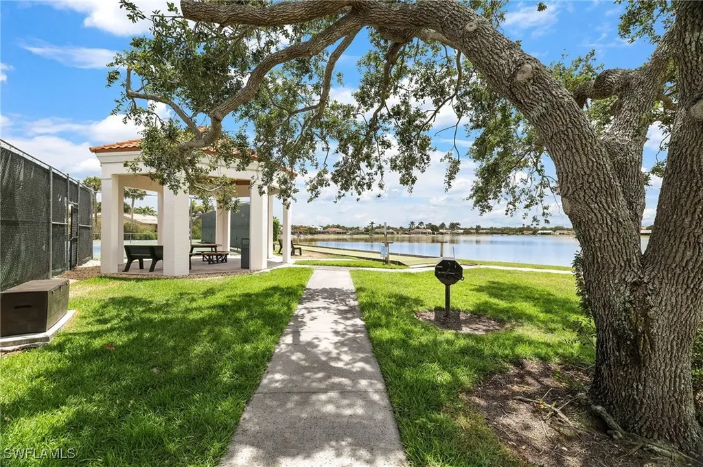 7706 Jewel Lane Naples FL 34109