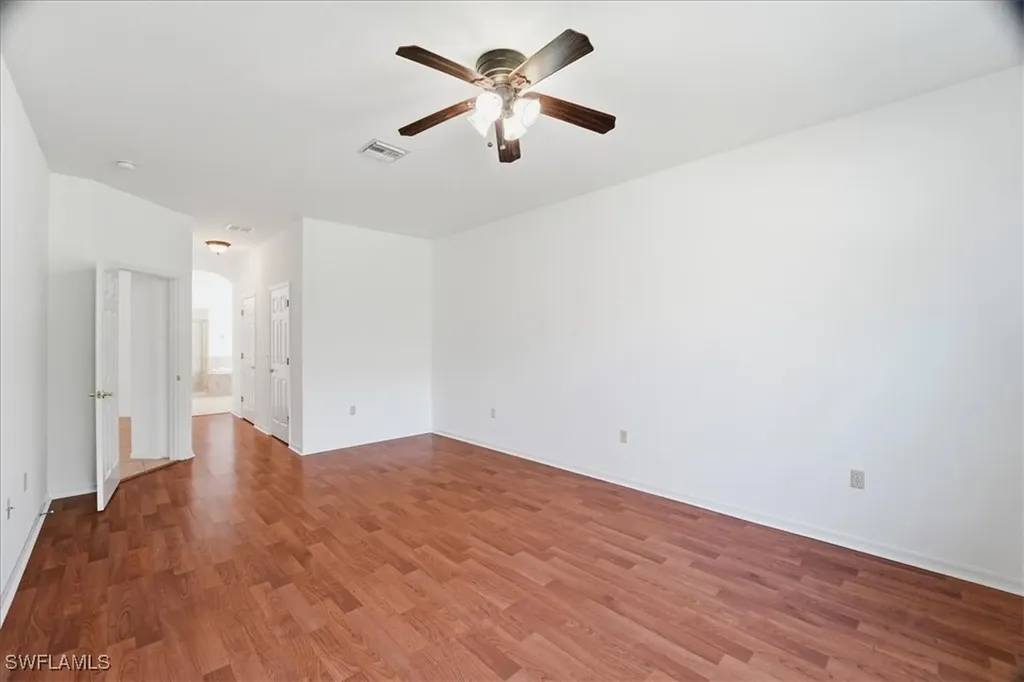 14439 Manchester Drive Naples FL 34114