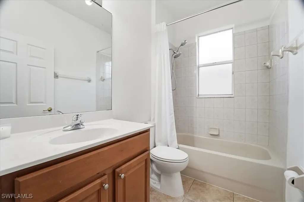 14439 Manchester Drive Naples FL 34114