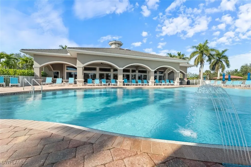 14439 Manchester Drive Naples FL 34114