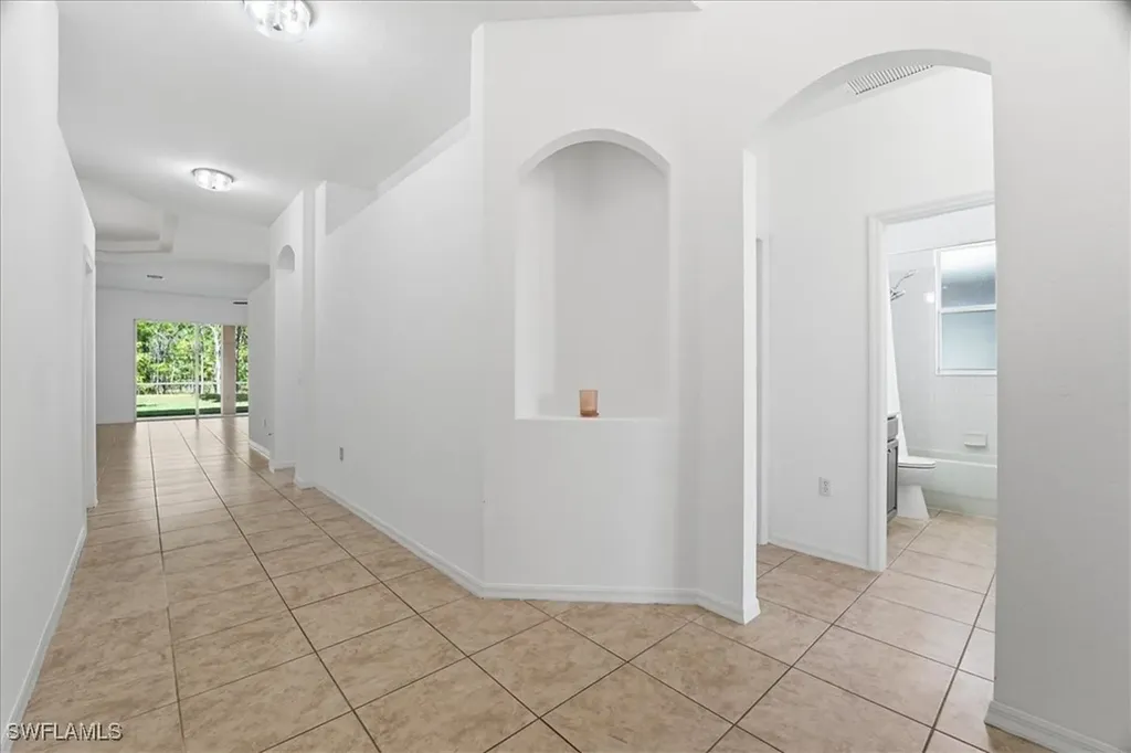 14439 Manchester Drive Naples FL 34114