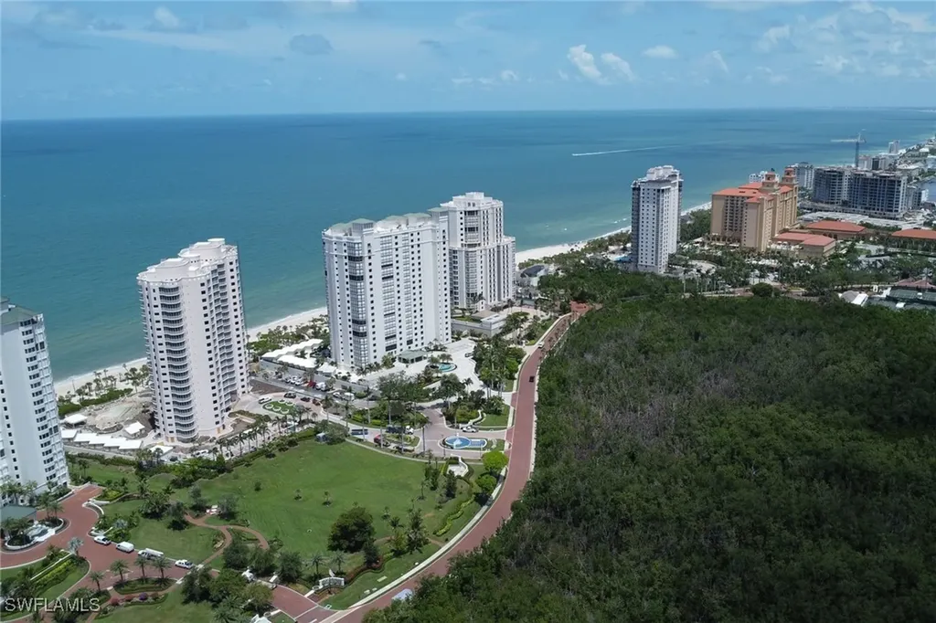 8231 Bay Colony Drive Naples FL 34108