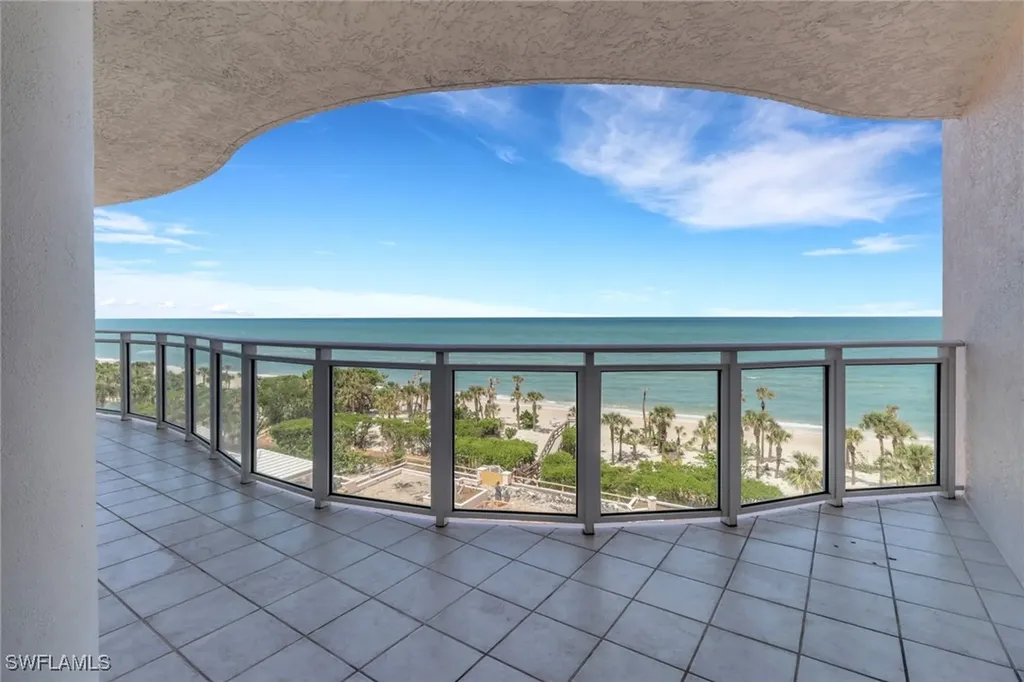 8231 Bay Colony Drive Naples FL 34108