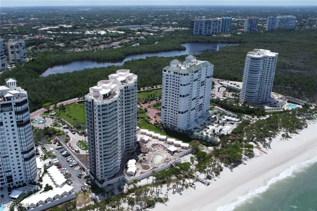 8231 Bay Colony Drive Naples FL 34108