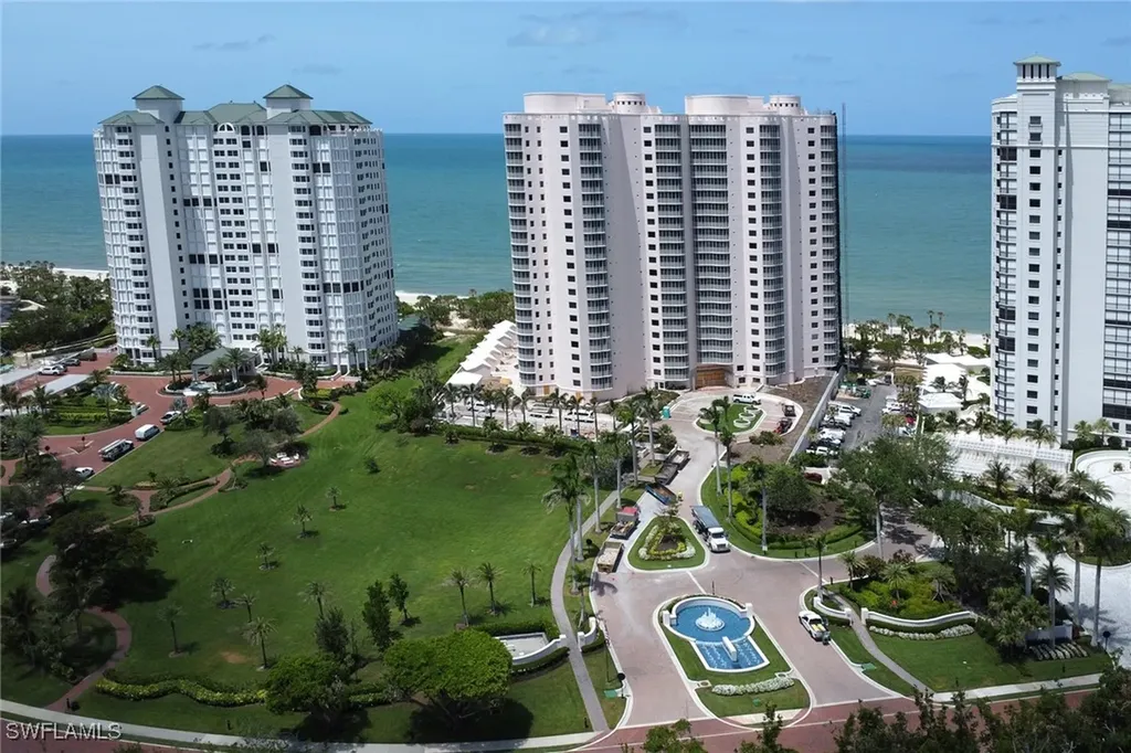 8231 Bay Colony Drive Naples FL 34108