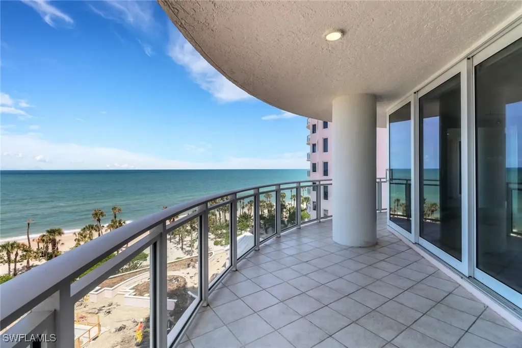 8231 Bay Colony Drive Naples FL 34108
