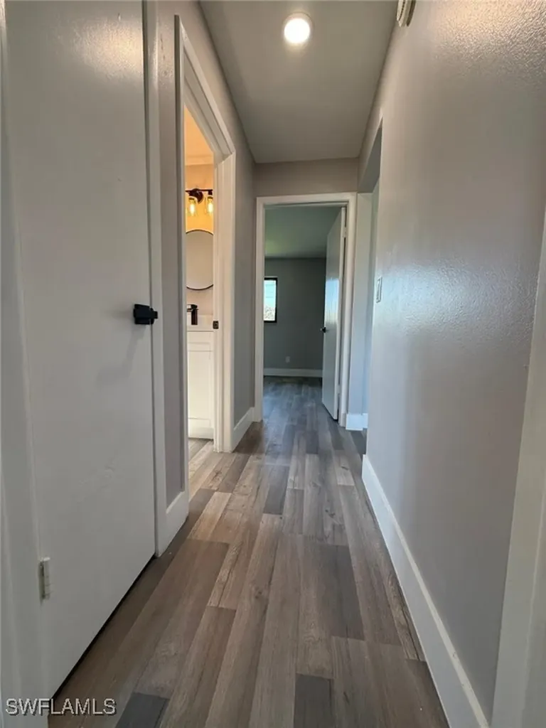 1219 SE 25th Terrace Cape Coral FL 33904