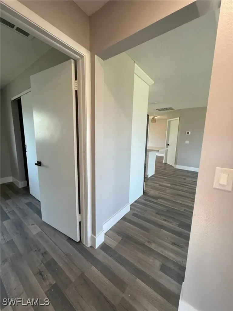 1219 SE 25th Terrace Cape Coral FL 33904