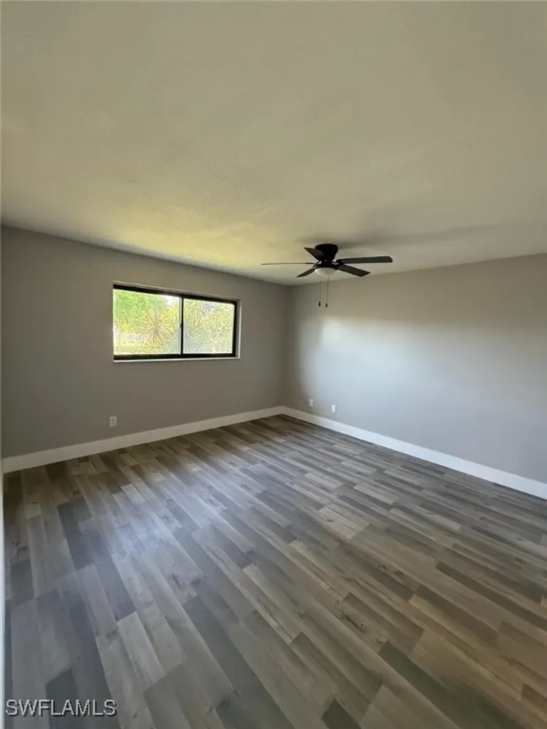 1219 SE 25th Terrace Cape Coral FL 33904
