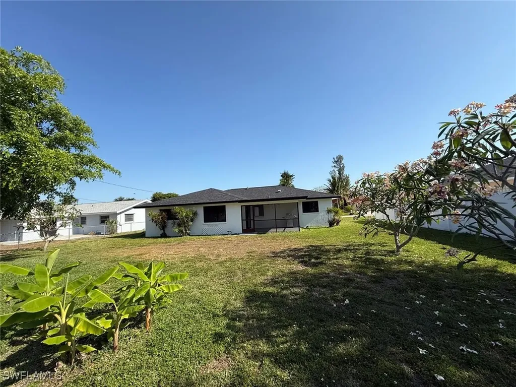 1219 SE 25th Terrace Cape Coral FL 33904