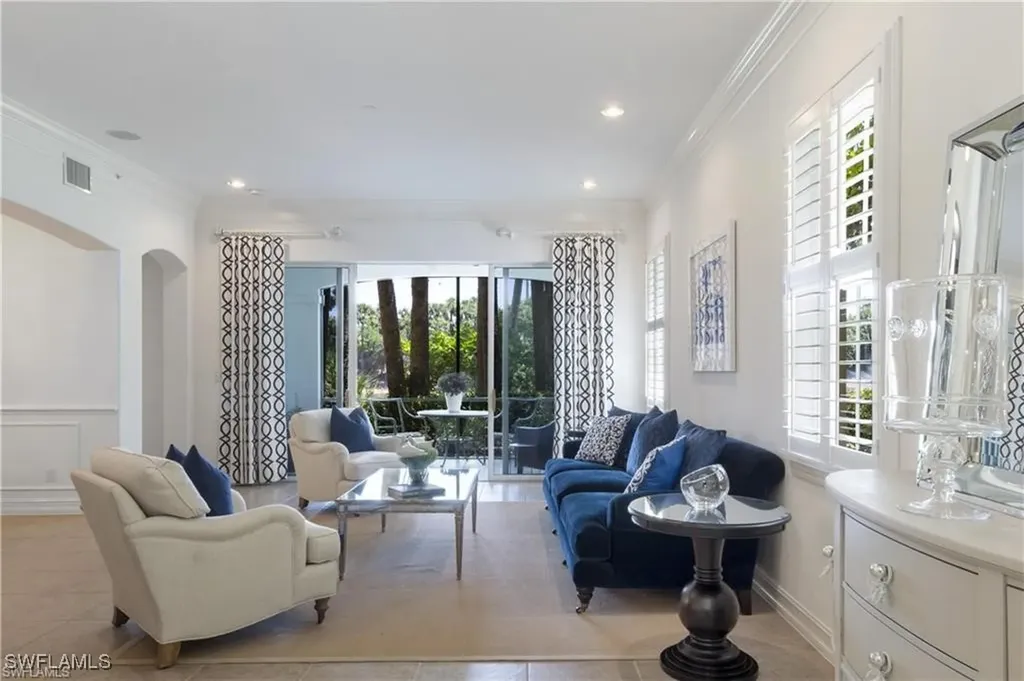 2864 Tiburon Boulevard E Naples FL 34109