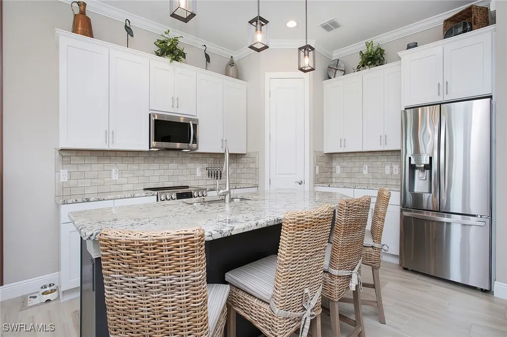 1421 Lucena Lane S Naples FL 34113