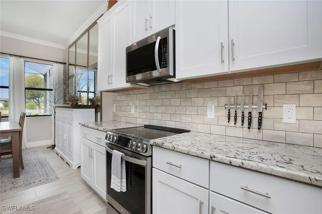 1421 Lucena Lane S Naples FL 34113