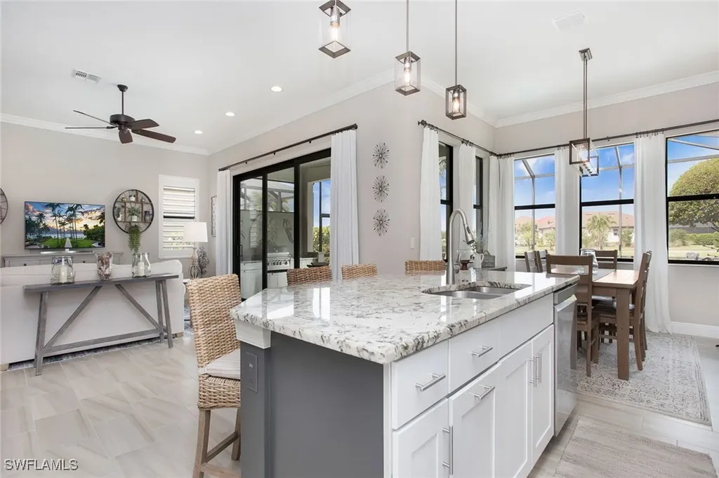 1421 Lucena Lane S Naples FL 34113